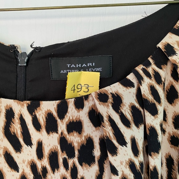 Tabard dress. - Picture 5 of 6